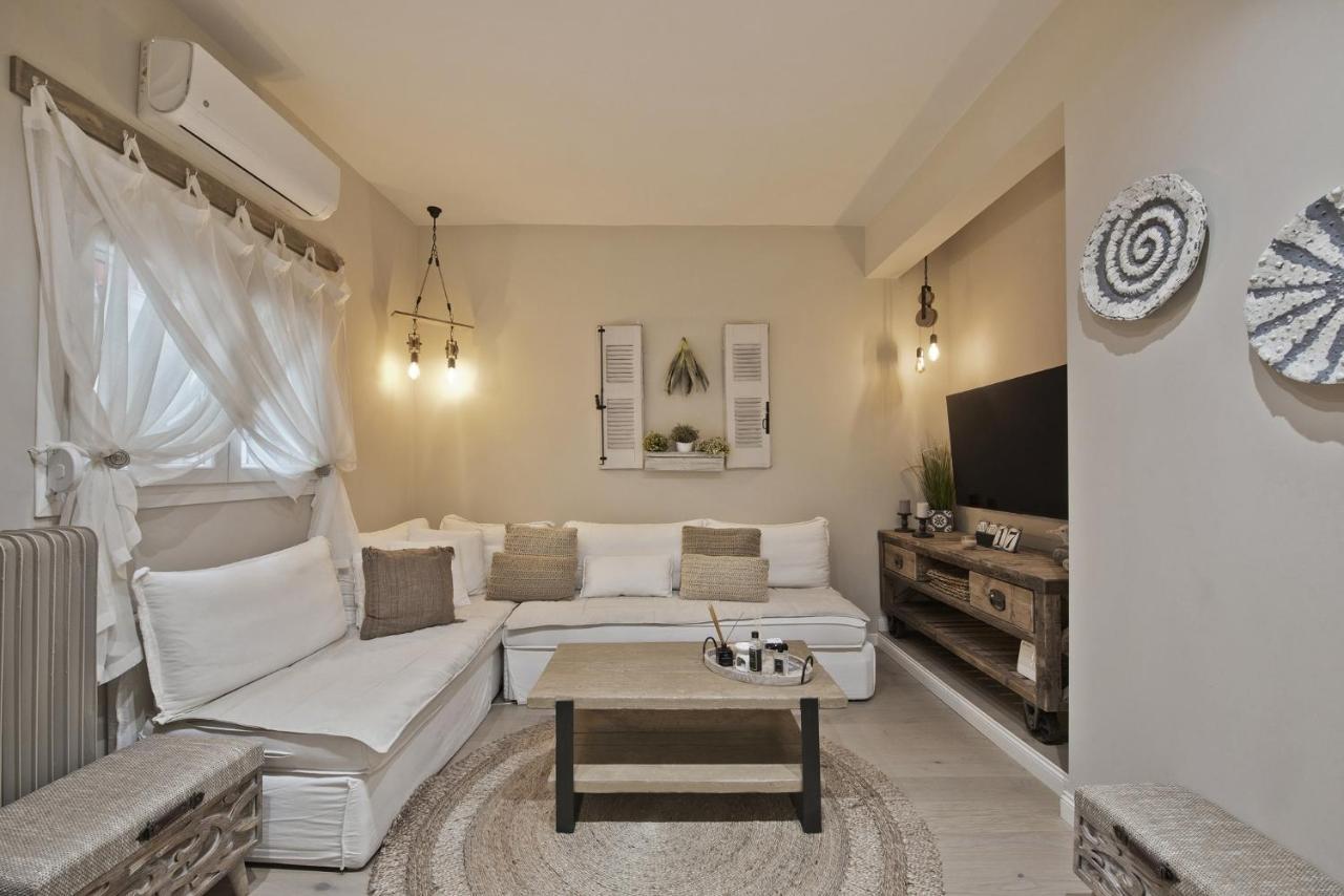 Stylish At Pagrati